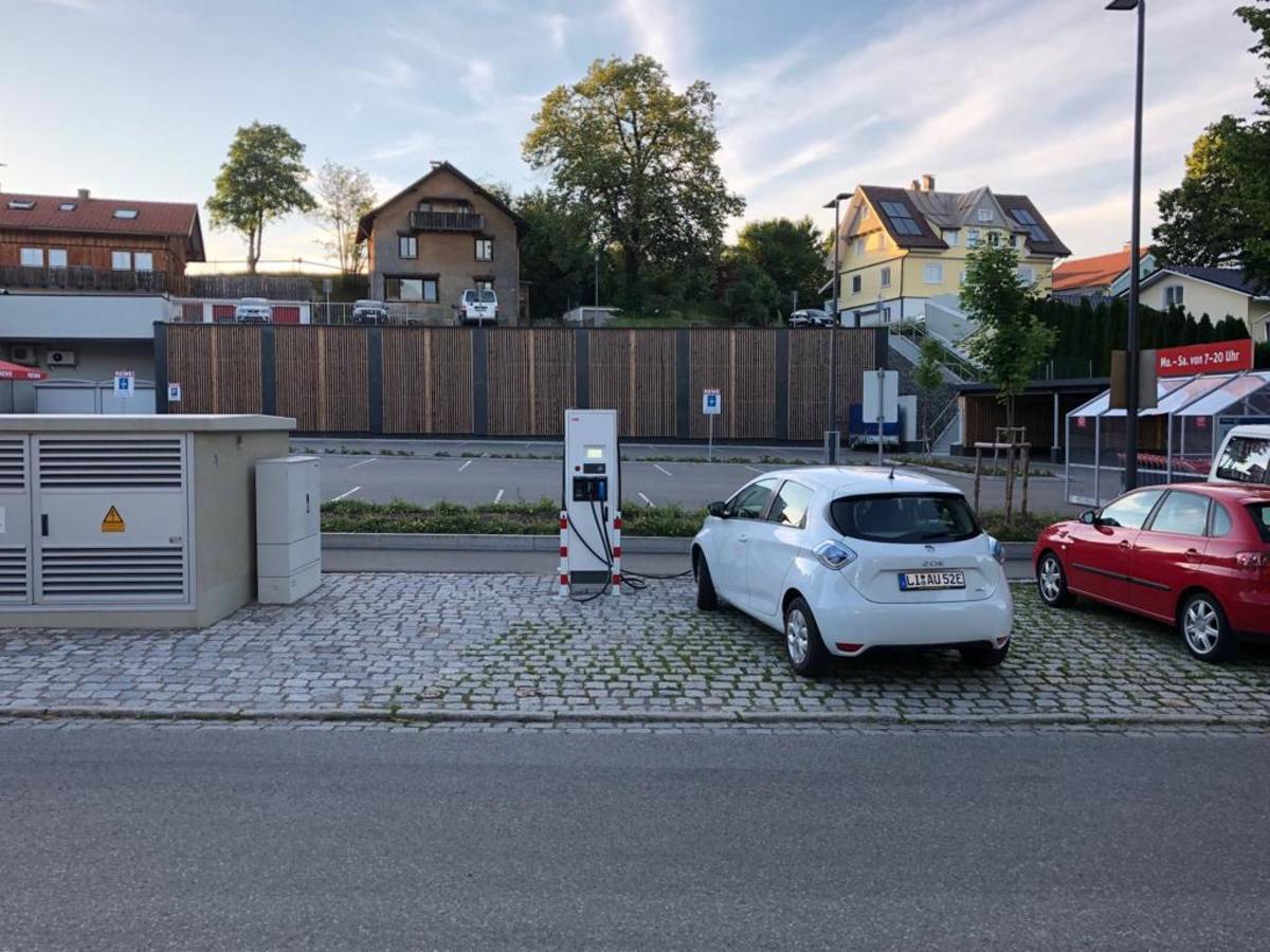 E-Ladestation am REWE Scheidegg